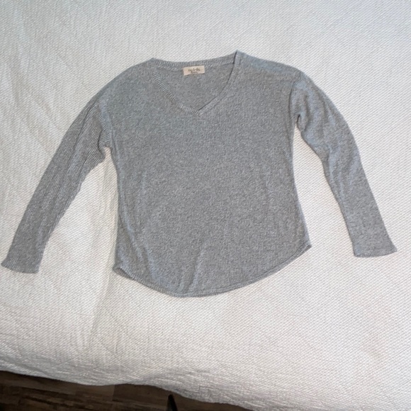 No Frills Los Angeles Ribbed V-Neck Sweater Small - Picture 1 of 4
